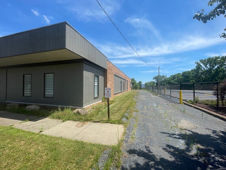 More Photos Of 755 Wick Ave, Youngstown Loft Creative Space For Sale