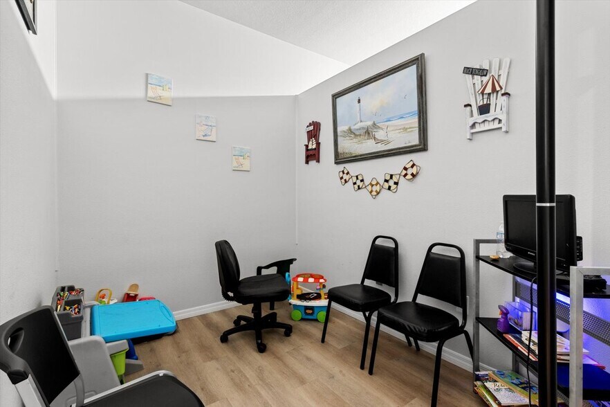 More Photos Of 3426-3460 N Citrus Ave, Crystal River Storefront Retail Office For Sale