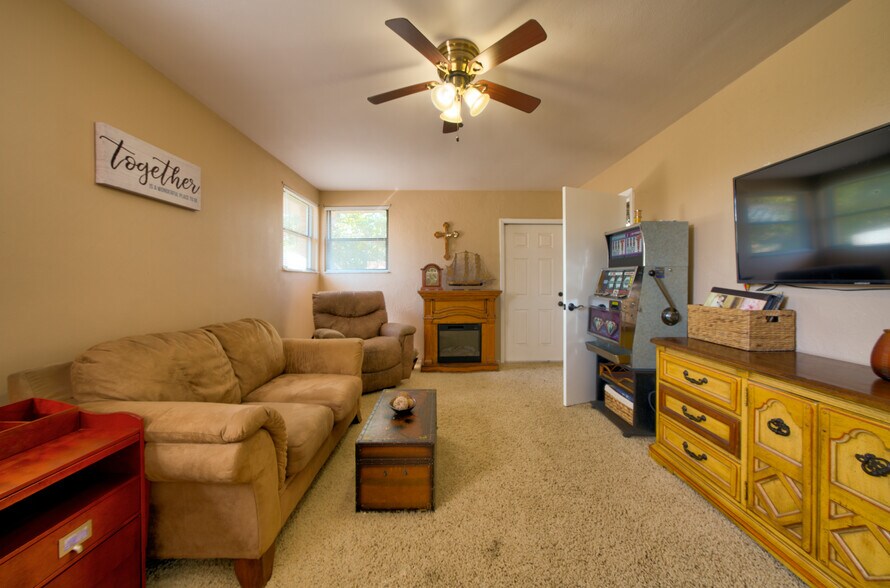 More Photos Of 5635 7th Ave N, Saint Petersburg Land For Sale