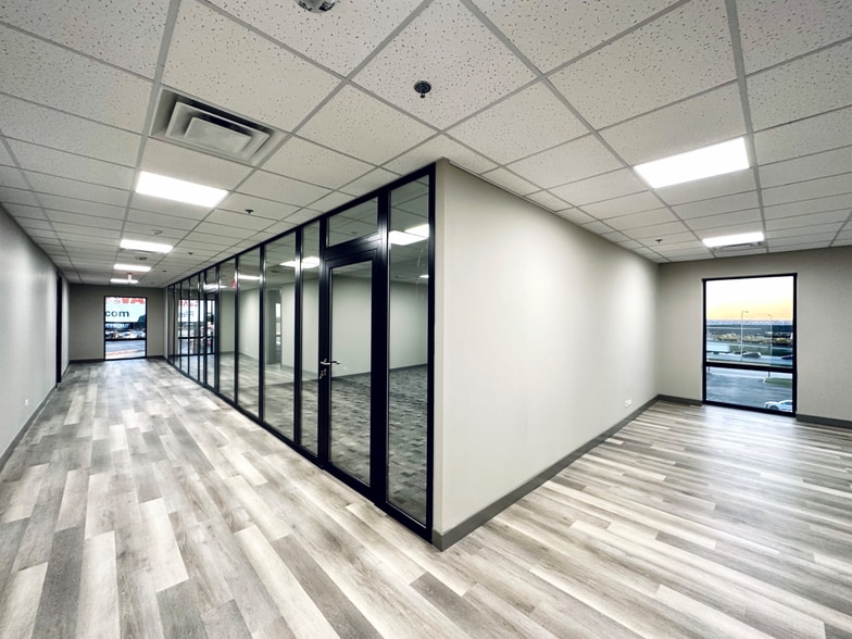 More Photos Of 9950 Lawrence Ave, Schiller Park Unknown For Lease