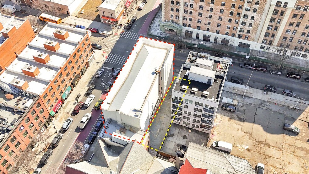 More Photos Of 405-407 Gates Ave, Brooklyn Loft Creative Space For Lease