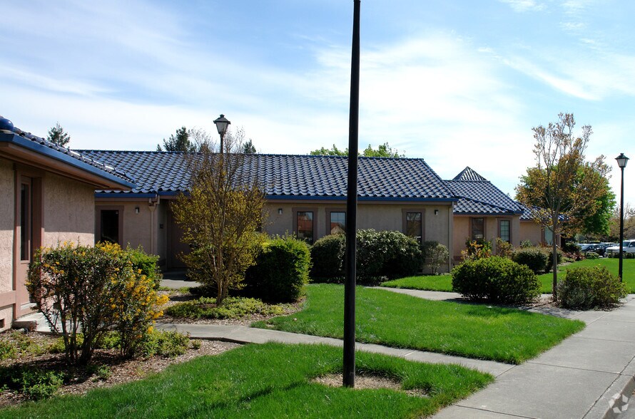 More Photos Of 1456 Professional Dr, Petaluma Medical For Lease