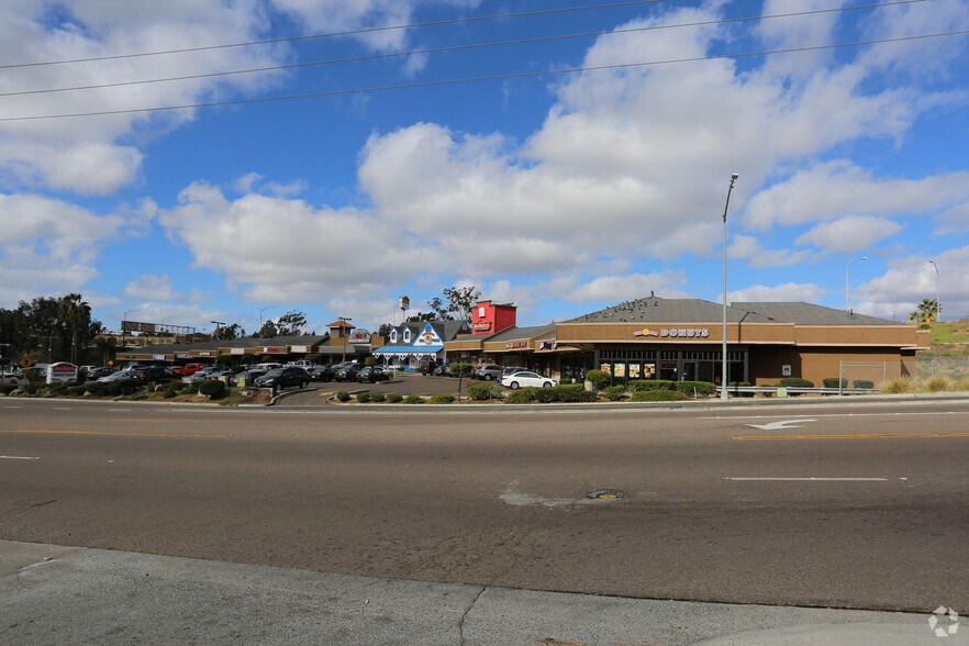 More Photos Of 6902-6998 Federal Blvd, Lemon Grove Restaurant For Lease