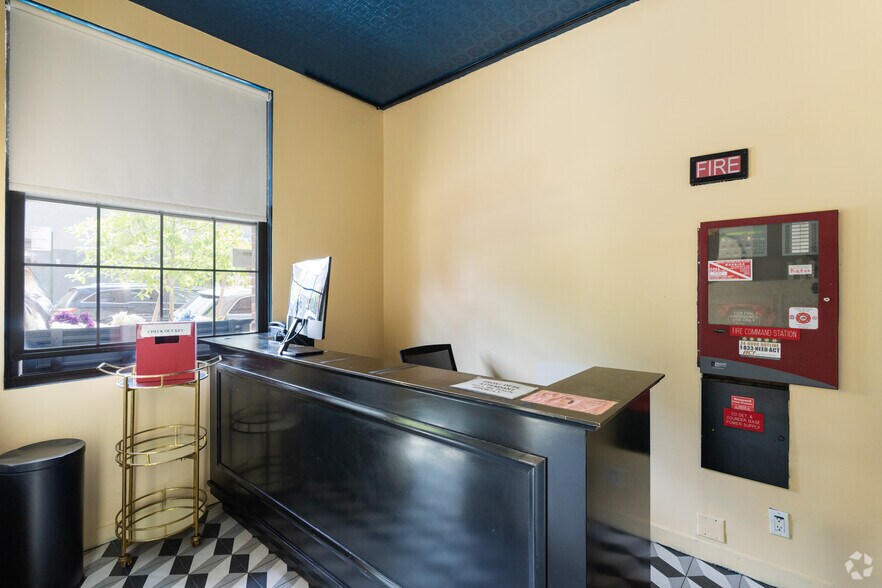 More Photos Of 611 Degraw St, Brooklyn Hotel For Sale