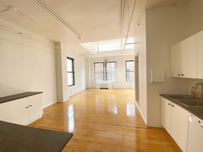 More Photos Of 110 E 23rd St, New York Office Residential For Lease