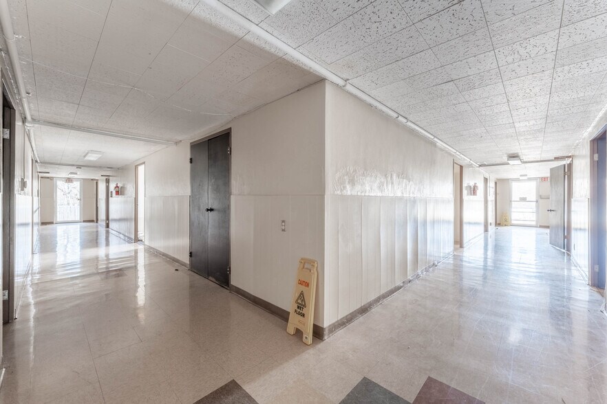 More Photos Of 3600 Caddo St, Greenville Medical For Sale