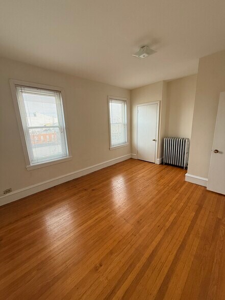 More Photos Of 330-32-34-36-38 E GIRARD AVE, Philadelphia Storefront Retail Residential For Sale