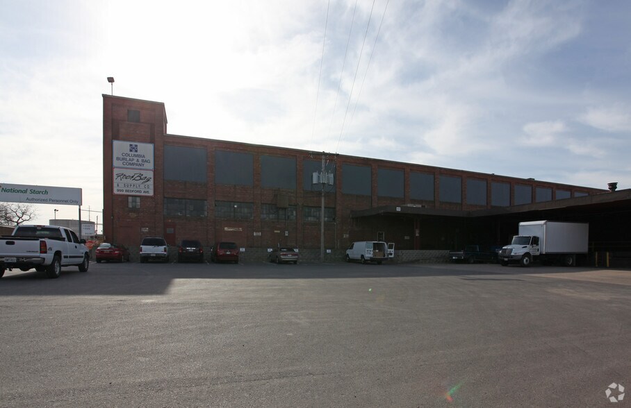 More Photos Of 999 Bedford Rd, North Kansas City Warehouse For Lease