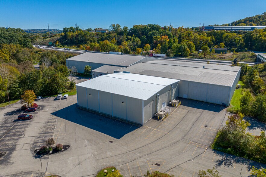 More Photos Of 22 Rich Hill Rd, Cheswick Sports And Entertainment For Sale