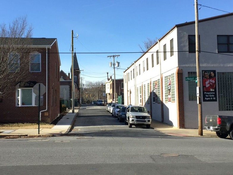 More Photos Of 1501 N Walnut St, Wilmington Office For Sale
