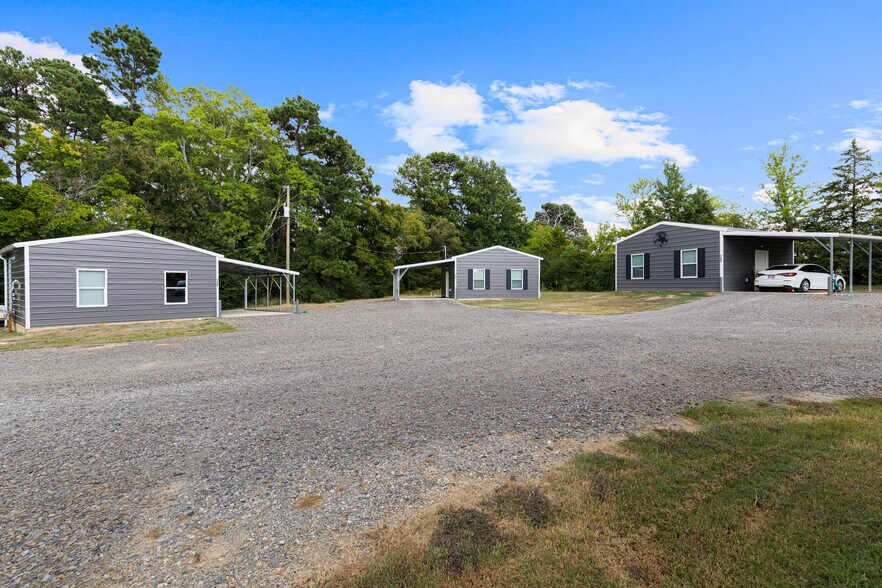 More Photos Of 6076 FM 1650, Gilmer Multifamily For Sale