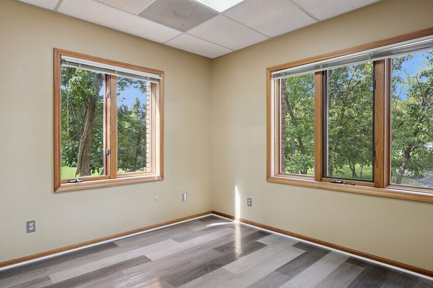 More Photos Of 1181 N Milford Rd, Milford Medical For Lease