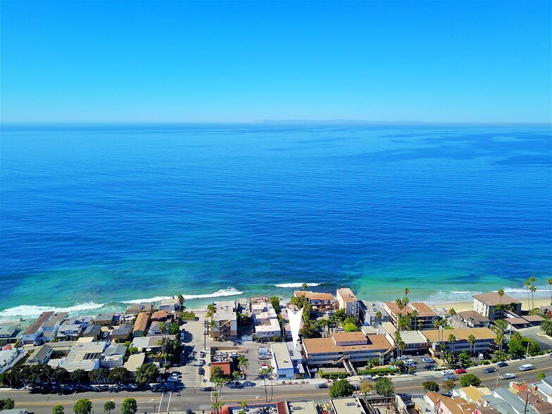 More Photos Of 687-691 S Coast Hwy, Laguna Beach Storefront Retail Office For Sale