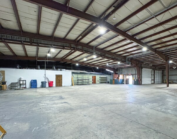 More Photos Of 1708 Marshall St, Jacksonville Manufacturing For Lease