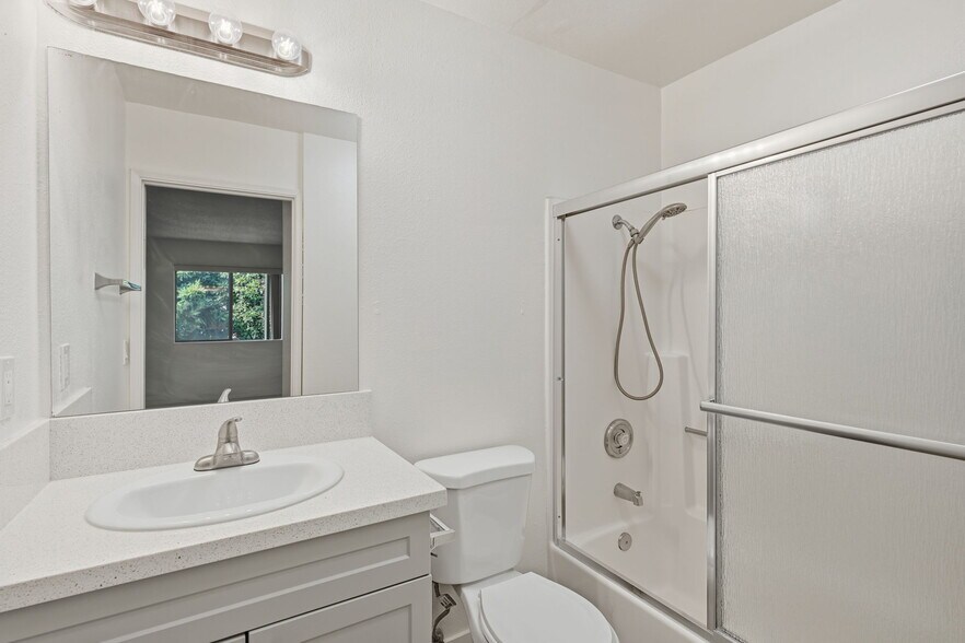 More Photos Of 4583-4585 36th St, San Diego Apartments For Sale