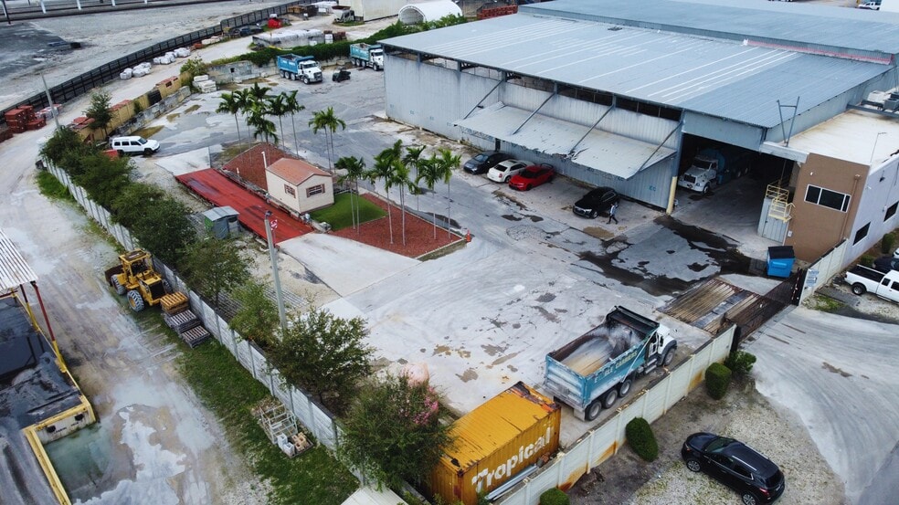 More Photos Of 8600 NW 36th Ave, Miami Manufacturing For Lease