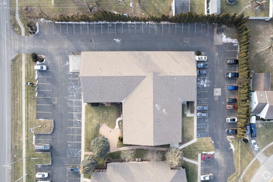 More Photos Of 2727 N Holland Sylvania Rd, Toledo Office For Sale