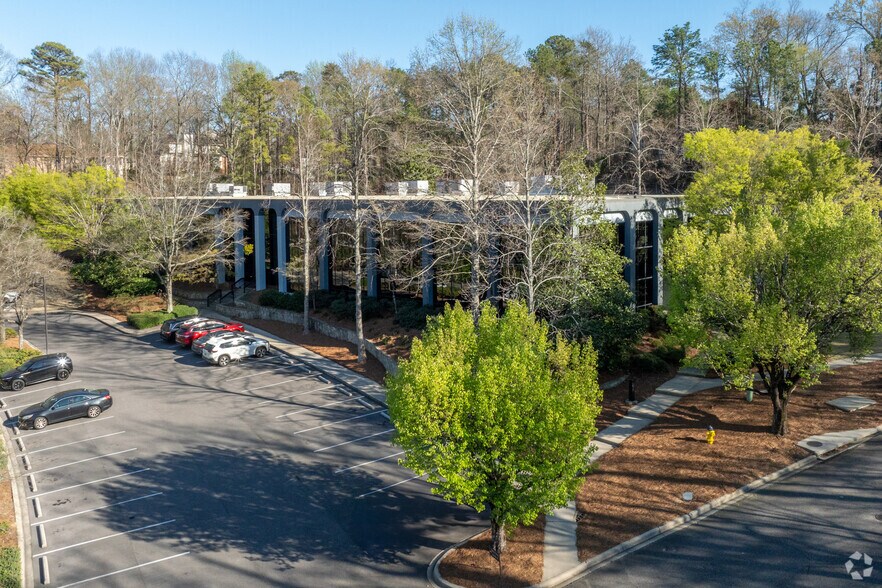 Primary Photo Of 100 Centerview Dr, Birmingham Office For Lease