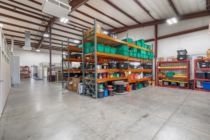 More Photos Of 5969 Iris Pky, Frederick Manufacturing For Sale