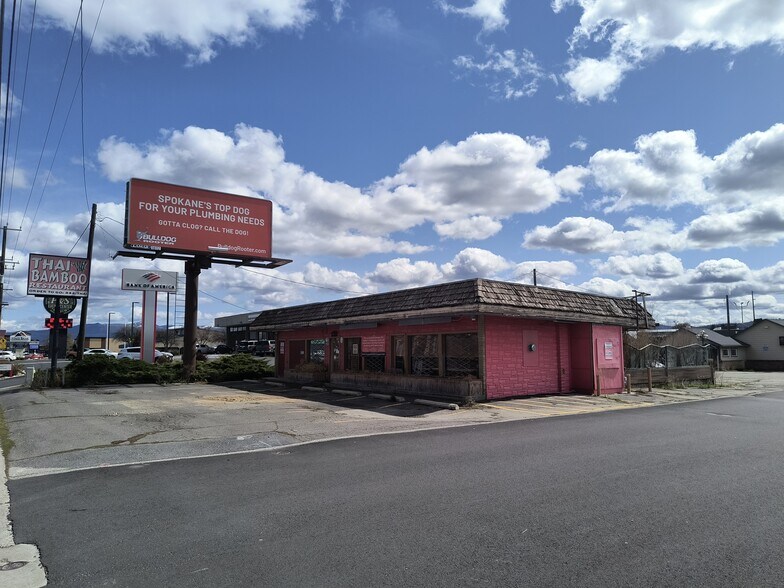 Primary Photo Of 12722 E Sprague Ave, Spokane Valley Restaurant For Sale