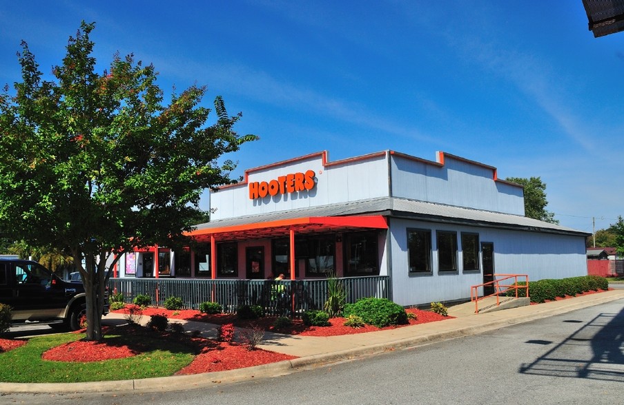 Primary Photo Of 316 Greenville Blvd SW, Greenville Restaurant For Lease