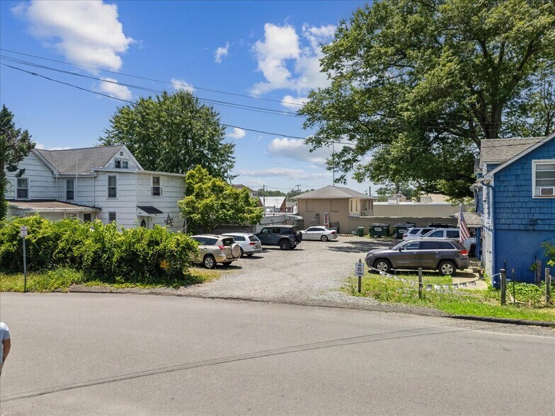 More Photos Of 481 Springfield Ave, Berkeley Heights Freestanding For Sale