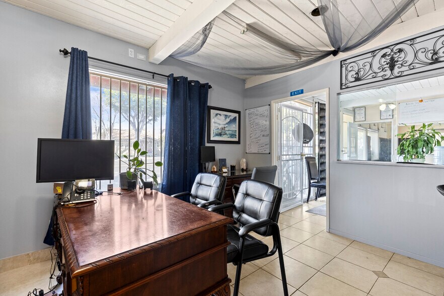 More Photos Of 906 E Commonwealth Ave, Fullerton Storefront For Sale