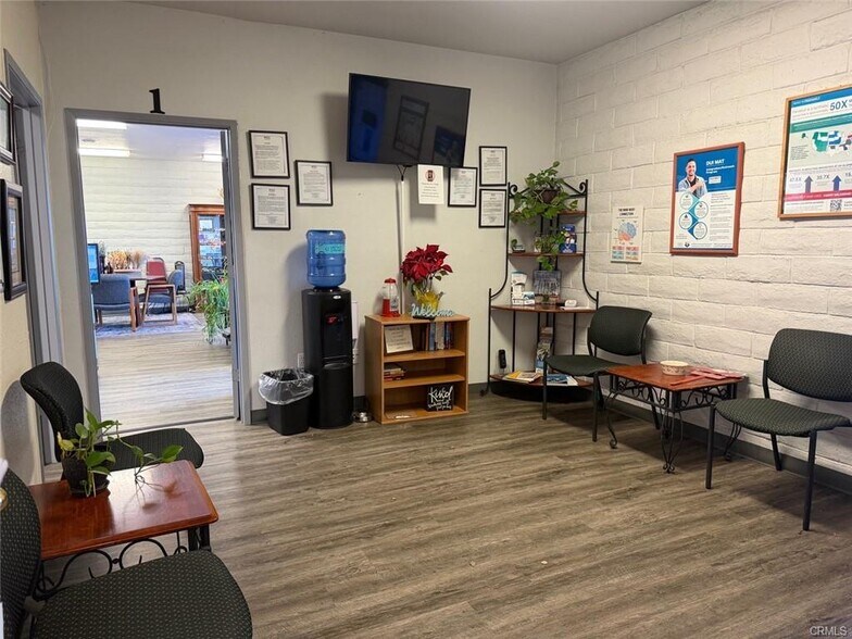 More Photos Of 1215 Mangrove Ave, Chico Office For Sale