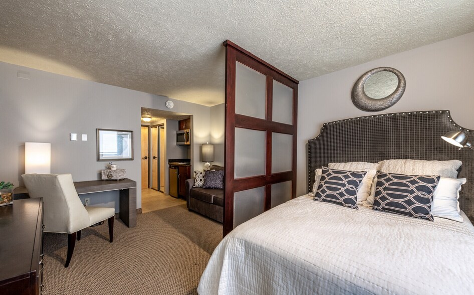 More Photos Of 2901 Euclid Ave, Cleveland Apartments For Sale