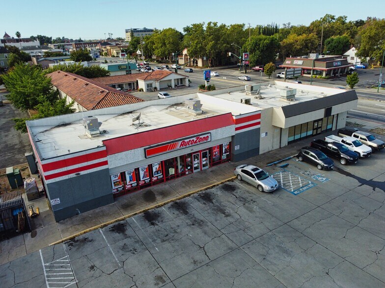 More Photos Of 420 9th St, Marysville Freestanding For Sale