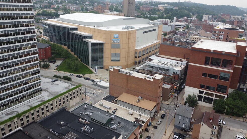 More Photos Of 906 Fifth Ave, Pittsburgh Storefront Retail Office For Sale