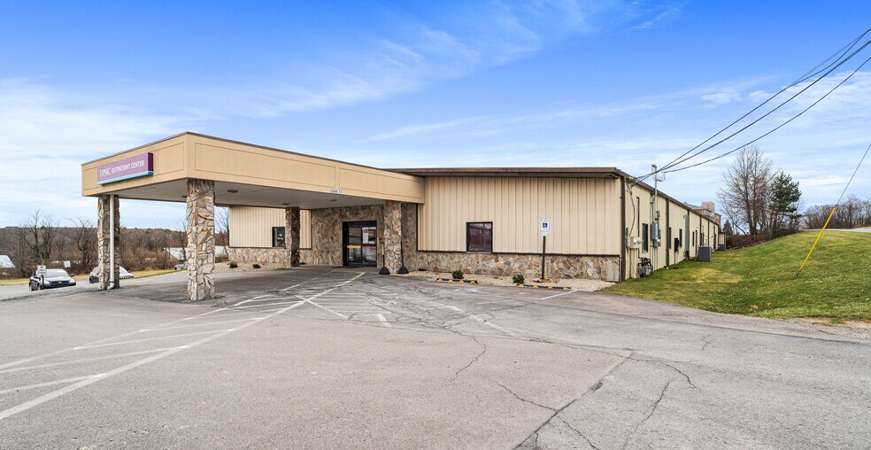 More Photos Of 18 Sportsman Dr, Clarion Medical For Lease