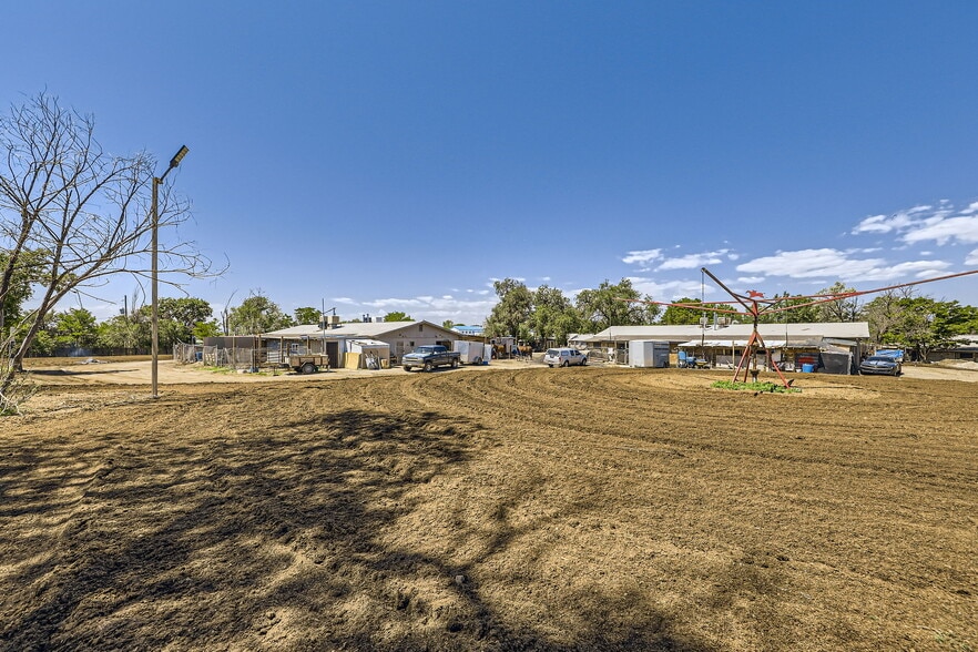 More Photos Of 8690 Verbena St, Commerce City Warehouse For Sale