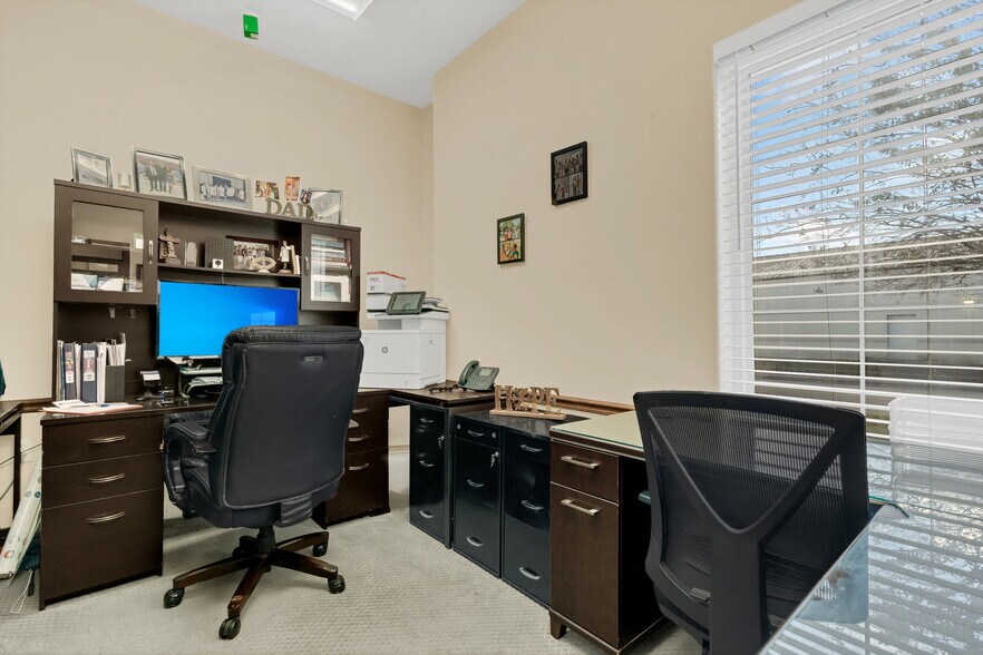 More Photos Of 901-911 N Central Ave, Kissimmee Medical For Lease