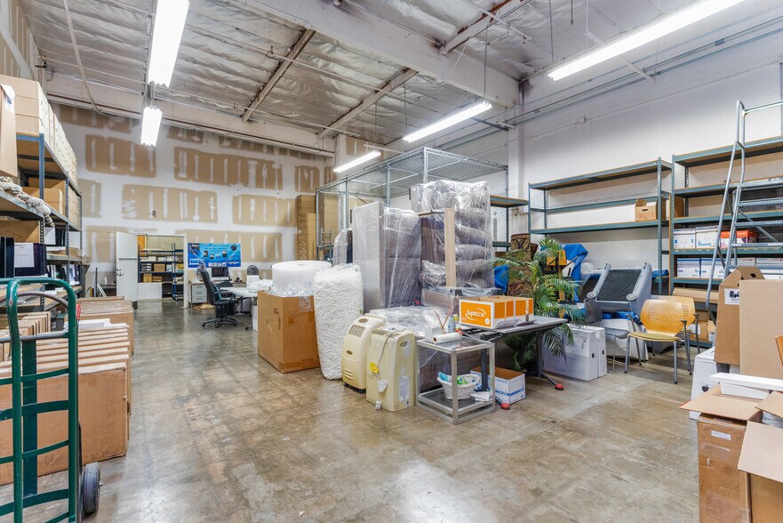 More Photos Of 2991-2995 E White Star Ave, Anaheim Warehouse For Sale