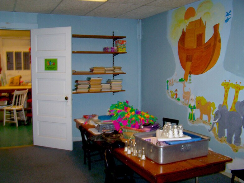 More Photos Of 27 Church St, Pulaski Religious Facility For Sale