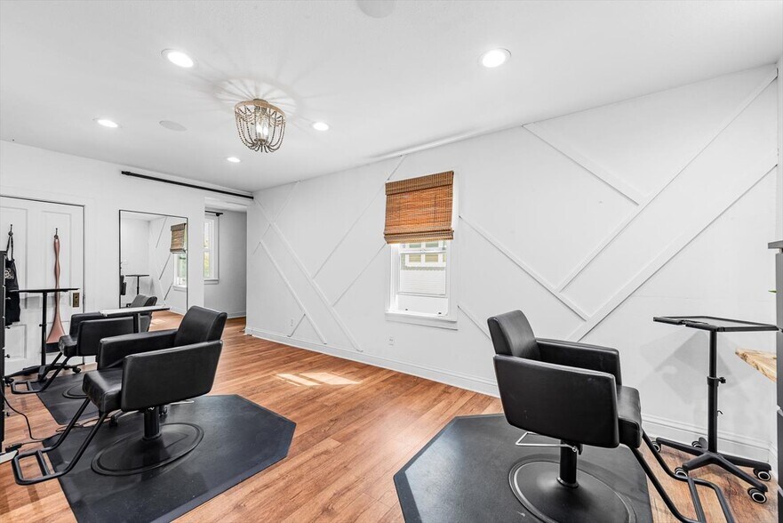 More Photos Of 348 Cernon St, Vacaville General Retail For Sale