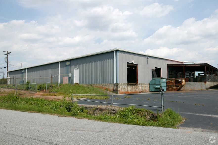 More Photos Of 1489 Cedar Lane Rd, Greenville Warehouse For Sale