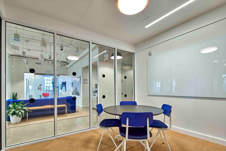 More Photos Of 6001 Cass Ave, Detroit Office For Lease