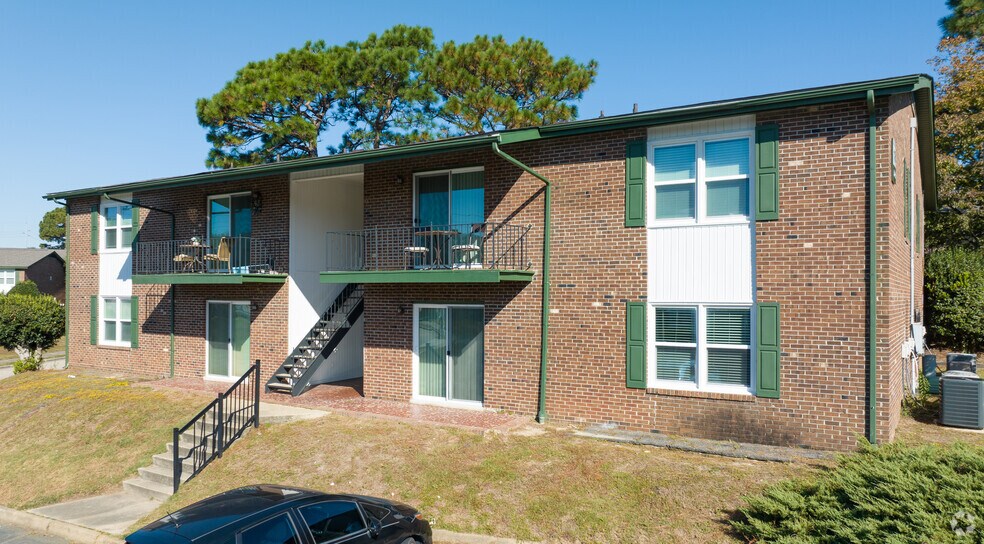 More Photos Of 29 Briar Cir, Fayetteville Apartments For Sale
