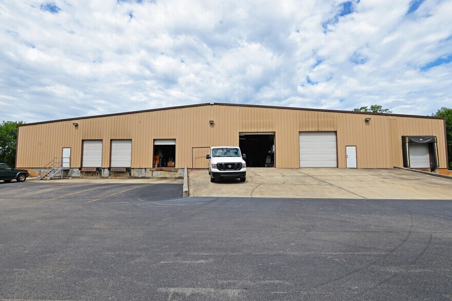 More Photos Of 2180 Stein Dr, Chattanooga Warehouse For Sale