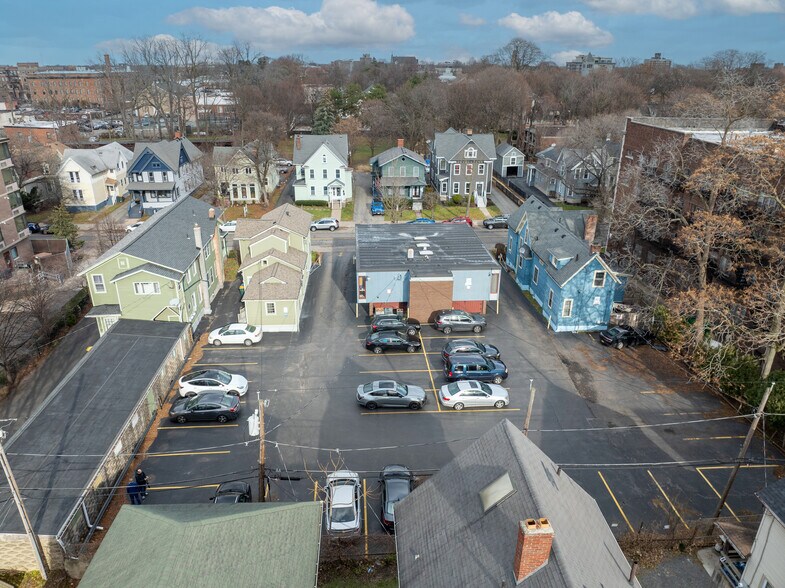 More Photos Of 71 Park Ave, Rochester Medical For Sale
