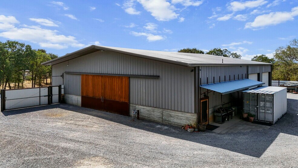 More Photos Of 16710 Oak Hollow Dr, Cottonwood Lodge Meeting Hall For Sale