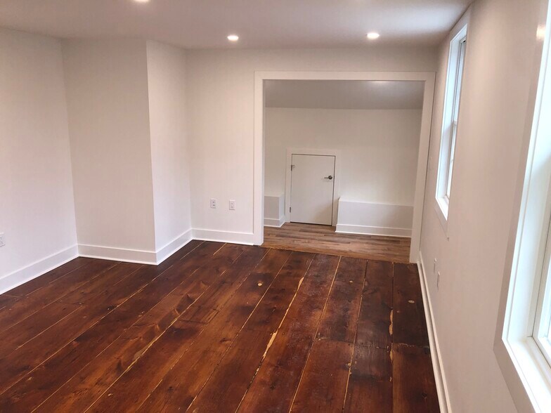 More Photos Of 159 River Rd, Montville Office For Sale