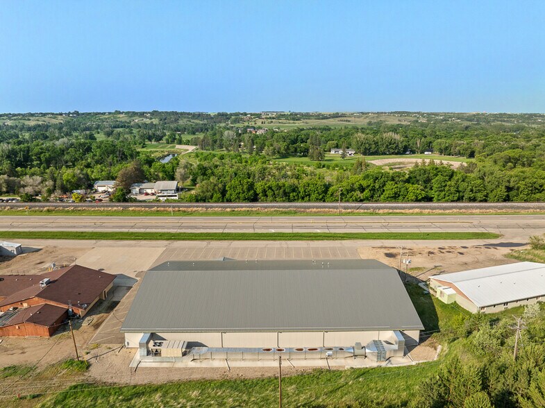 More Photos Of 7051 Highway 2 and 52 W, Minot Warehouse For Sale
