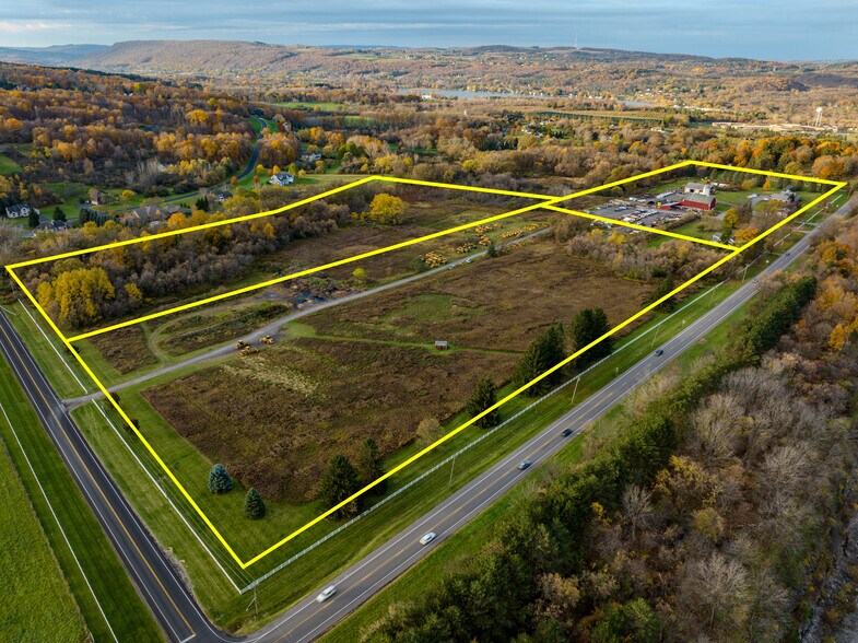 More Photos Of 6810 E Seneca Tpke, Jamesville Specialty For Sale