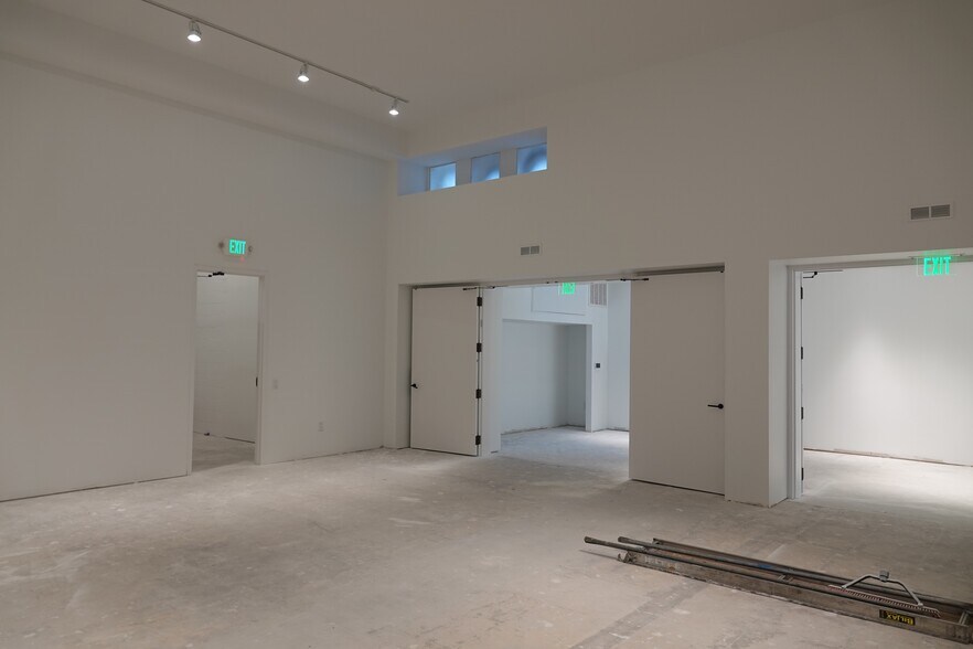 More Photos Of 356 Main St, Highlands Freestanding For Lease