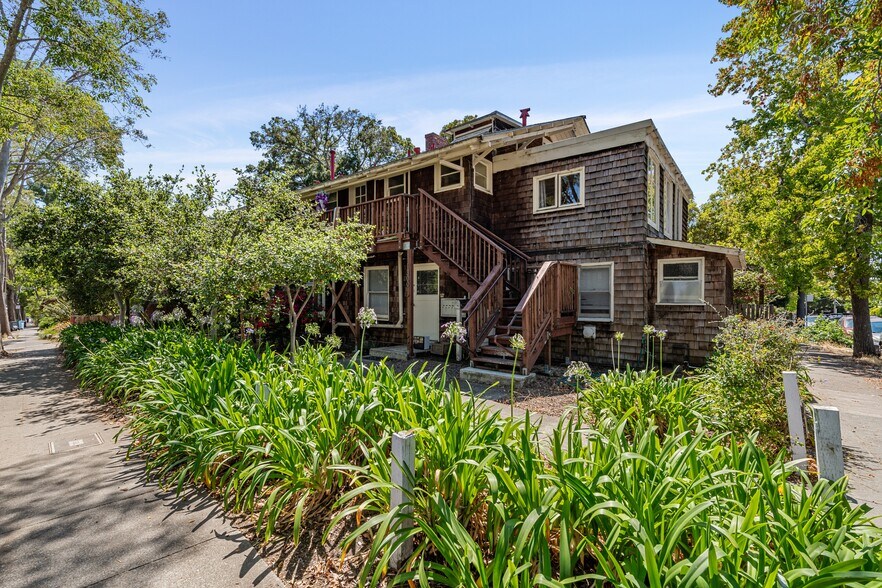 More Photos Of 1300 Martin Luther King Jr Way, Berkeley Apartments For Sale