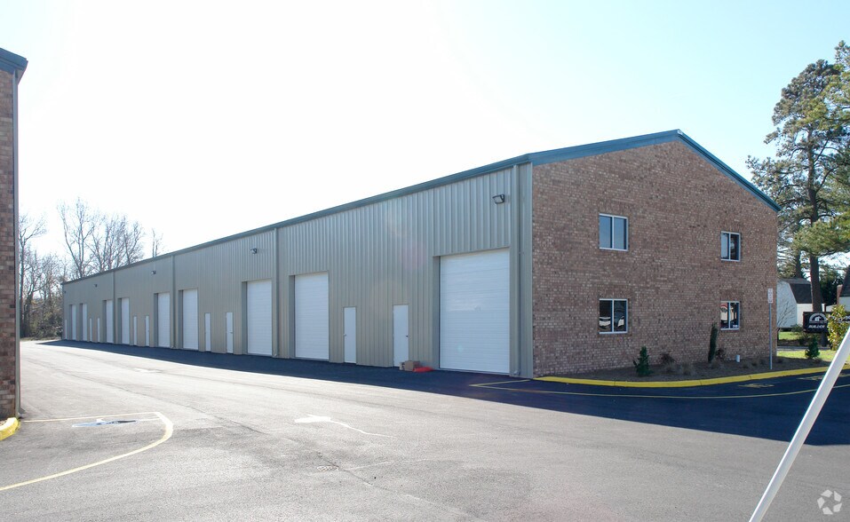 More Photos Of 3169 Shipps Corner Rd, Virginia Beach Flex For Lease