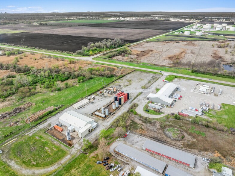 More Photos Of 7350 IL-111, South Roxana Specialty For Sale